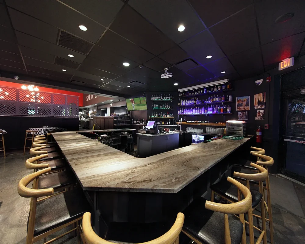Sal and Tonys Buffalo Grove (40)