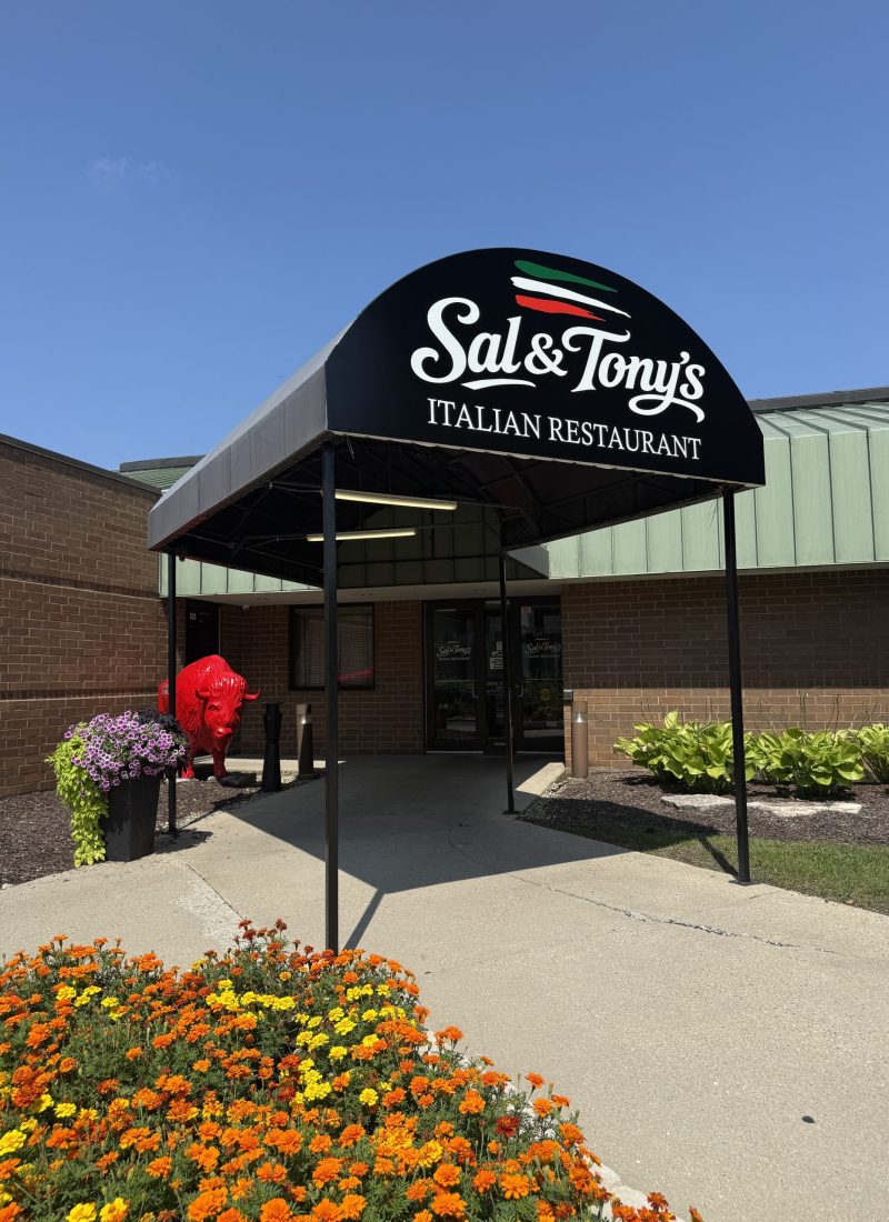 Sal and Tonys italian food (42)