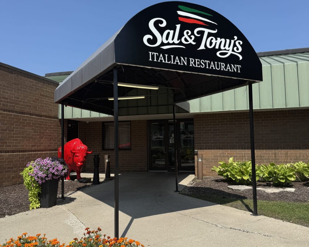 Sal and Tonys italian food (42)